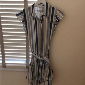 Julia Jordan Ruffle Midi Dress